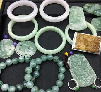 【翡翠拍卖】直播视频 - YY