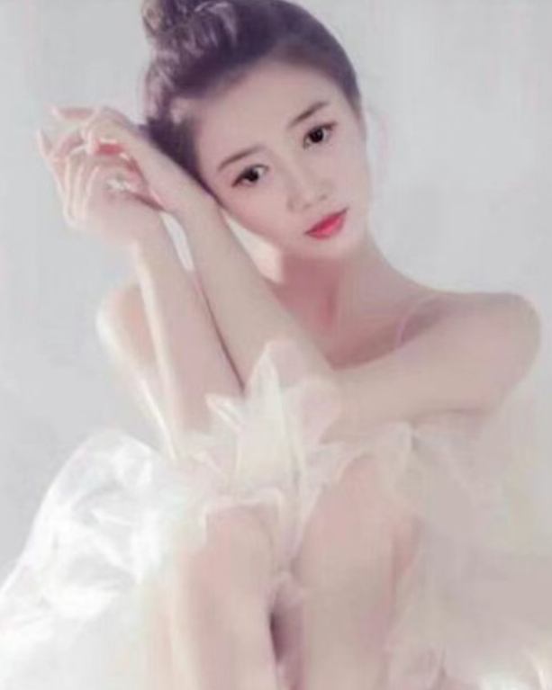 摩西姜姜 正在直播