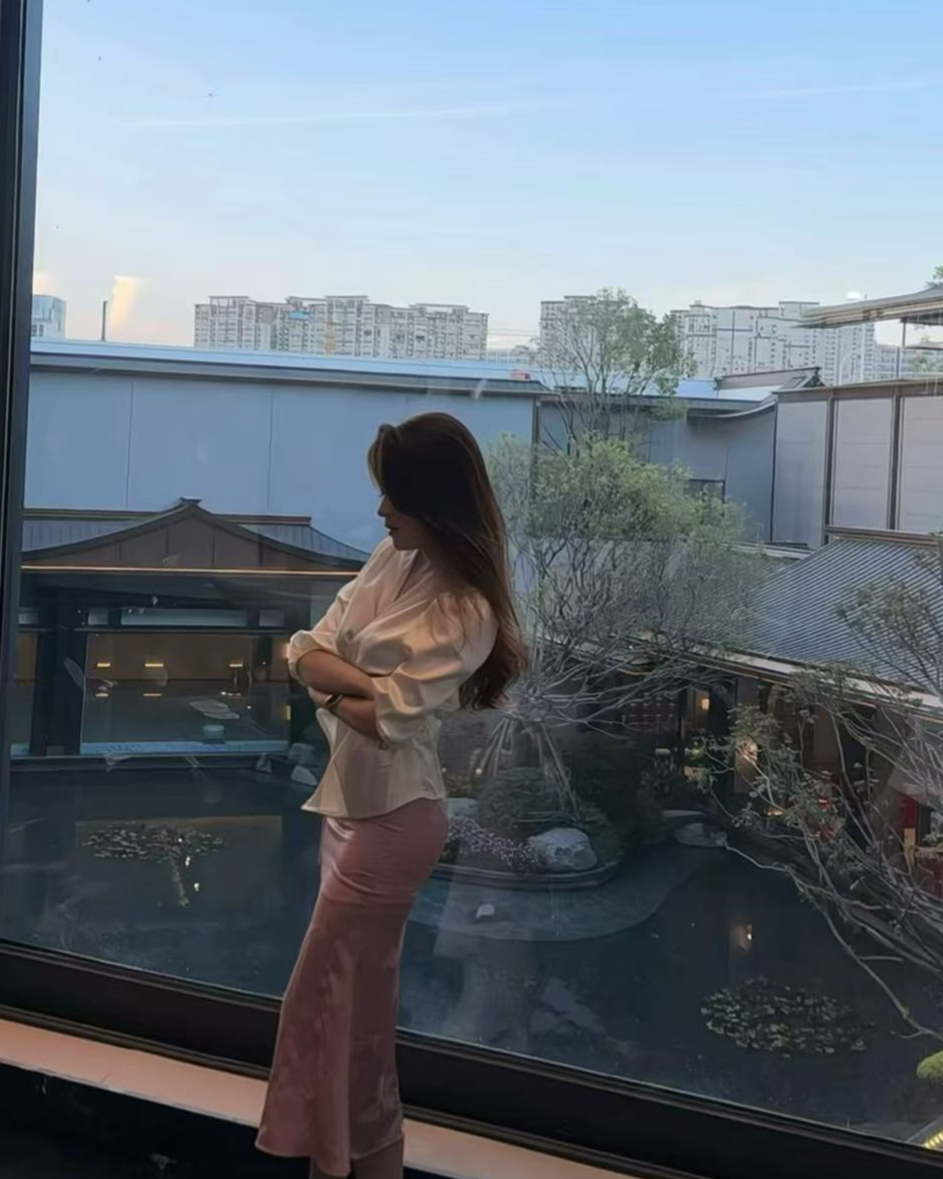 新主播离你0.1km