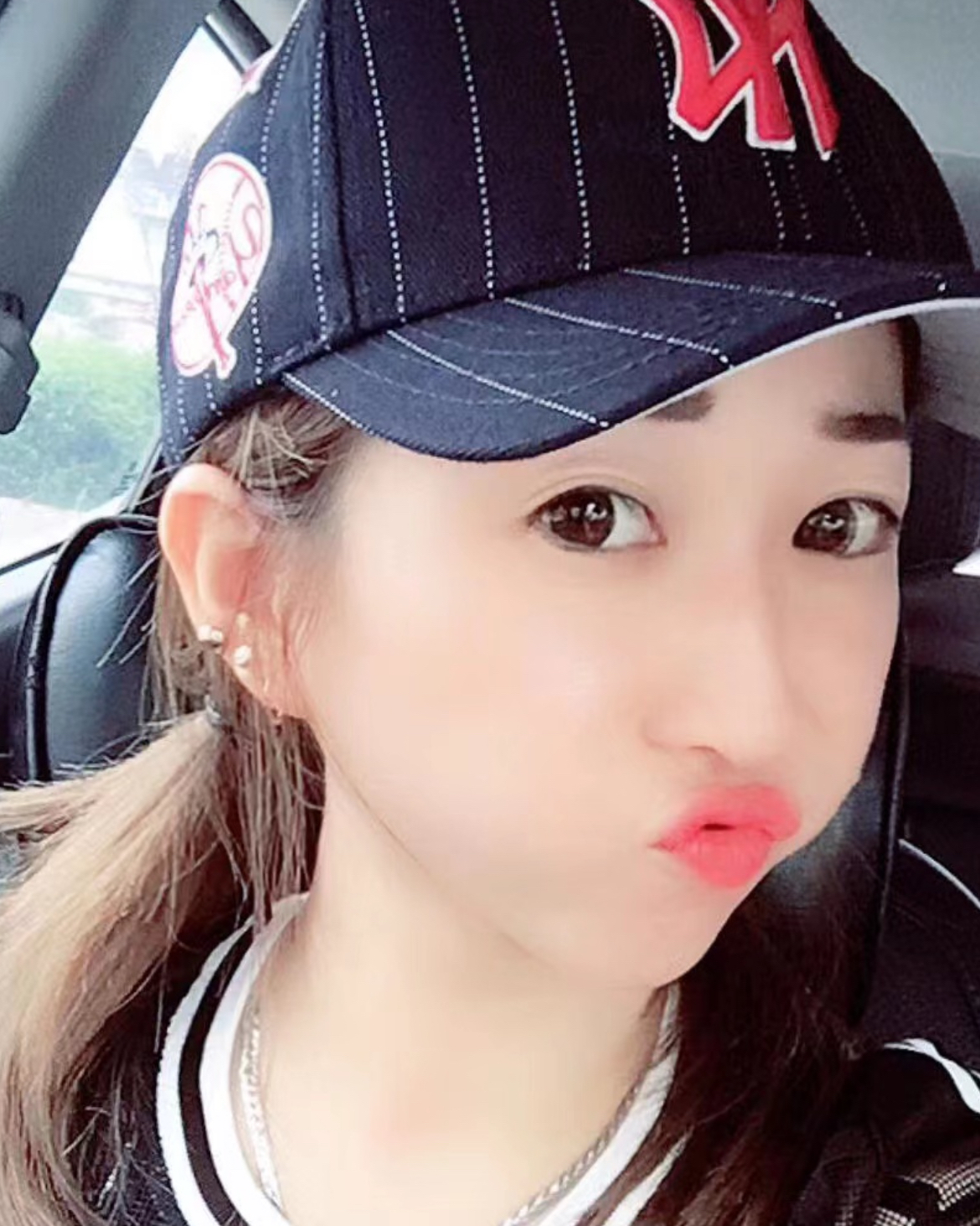 奇领柒媚児正在直播