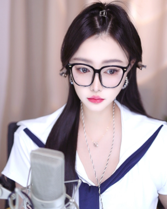 泥嚎，新的一月